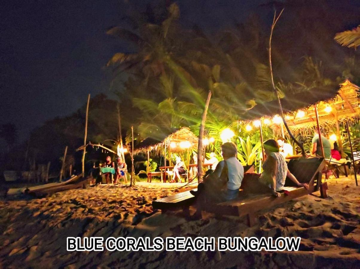 Blue Corals Beach Bungalow Матара Екстер'єр фото